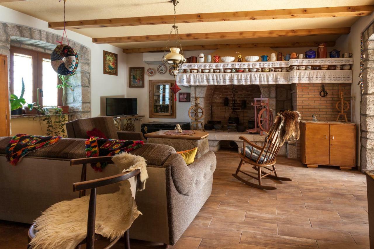 Country Villa St Anton Malinska Eksteriør billede